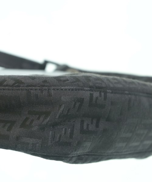 FENDI（フェンディ）ハンドバッグ 黒 サイズ:- レディース/2200709604860