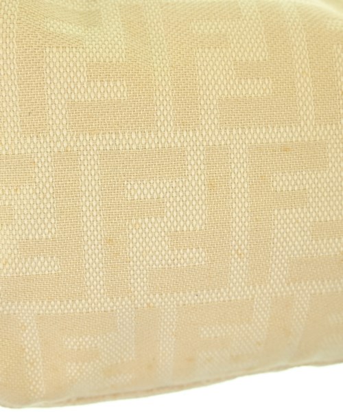 FENDI（フェンディ）ハンドバッグ ベージュ サイズ:- レディース/2200664993344