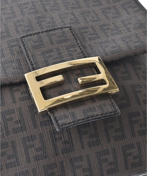 FENDI（フェンディ）ショルダーバッグ 茶 サイズ:- レディース/2200668398220