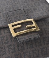 FENDI（フェンディ）ショルダーバッグ 茶 サイズ:- レディース/2200668398220