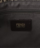 FENDI（フェンディ）ショルダーバッグ 茶 サイズ:- レディース/2200668398817