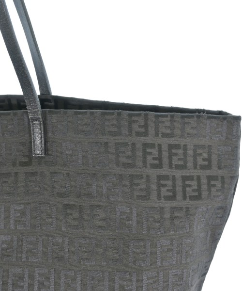 FENDI（フェンディ）トートバッグ 黒 サイズ:- レディース/2200668398831