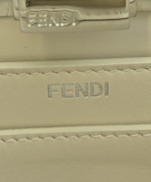FENDI（フェンディ）ハンドバッグ ベージュ サイズ:- レディース/2200669664034