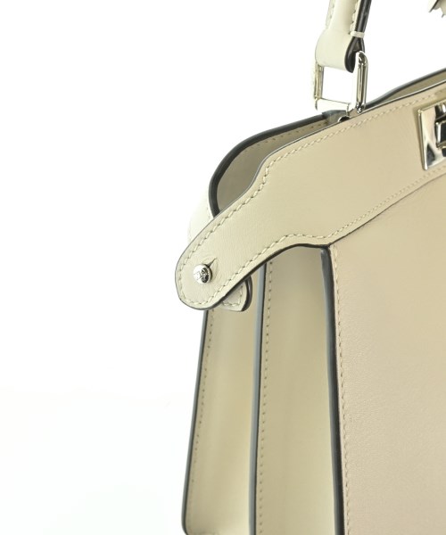 FENDI（フェンディ）ハンドバッグ ベージュ サイズ:- レディース/2200669664034