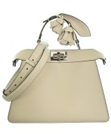 FENDI（フェンディ）ハンドバッグ ベージュ サイズ:- レディース/2200669664034