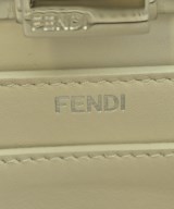 FENDI（フェンディ）ハンドバッグ ベージュ サイズ:- レディース/2200669664034