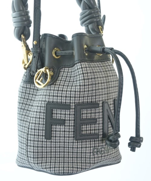 FENDI（フェンディ）ショルダーバッグ グレー サイズ:- レディース/2200672257070
