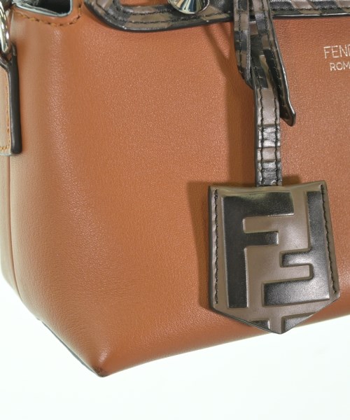 FENDI（フェンディ）ショルダーバッグ 茶 サイズ:- レディース/2200672257087