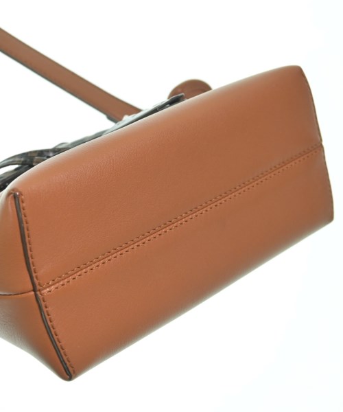 FENDI（フェンディ）ショルダーバッグ 茶 サイズ:- レディース/2200672257087
