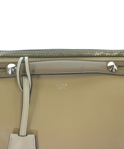FENDI（フェンディ）ショルダーバッグ ベージュ サイズ:- レディース/2200719904325