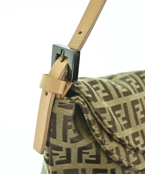 FENDI（フェンディ）ショルダーバッグ ベージュ サイズ:- レディース/2200722178720