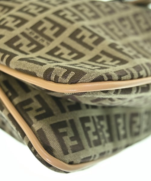 FENDI（フェンディ）ショルダーバッグ ベージュ サイズ:- レディース/2200722178720