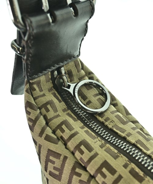 FENDI（フェンディ）ショルダーバッグ ベージュ サイズ:- レディース/2200722313022