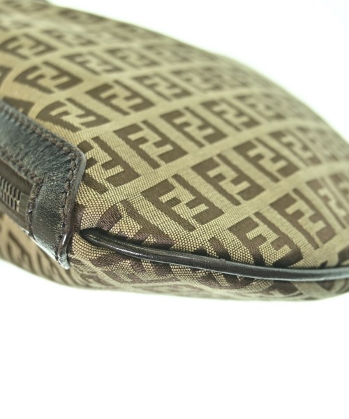 FENDI（フェンディ）ショルダーバッグ ベージュ サイズ:- レディース/2200722313022