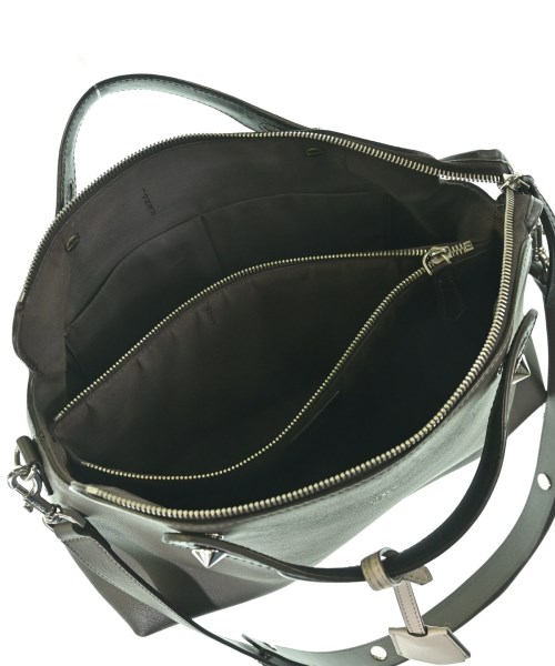 FENDI（フェンディ）ショルダーバッグ グレー サイズ:- レディース/2200724352623