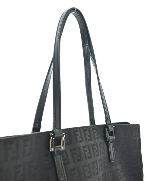 FENDI（フェンディ）トートバッグ 黒 サイズ:- レディース/2200726855092