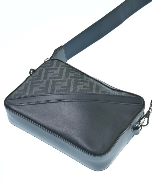 FENDI（フェンディ）ショルダーバッグ 紺 サイズ:- レディース/2200726855252
