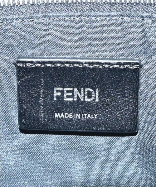 FENDI（フェンディ）ショルダーバッグ 紺 サイズ:- レディース/2200726855290