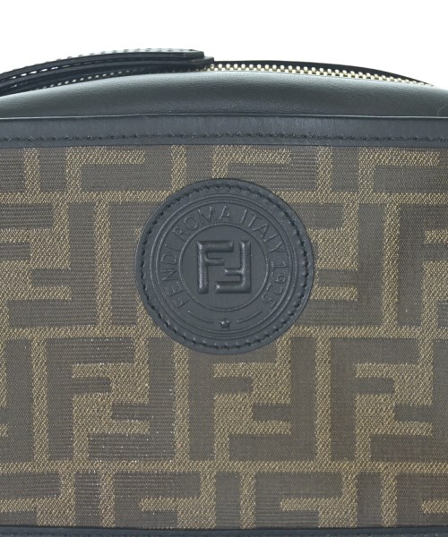 FENDI（フェンディ）ショルダーバッグ 茶 サイズ:- レディース/2200726855375