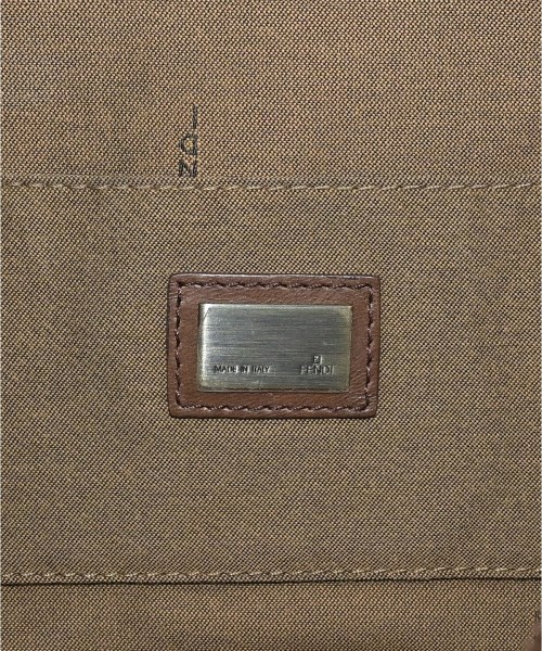 FENDI（フェンディ）ショルダーバッグ カーキ サイズ:- レディース/2200685031063