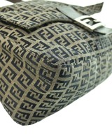 FENDI（フェンディ）ハンドバッグ ベージュ サイズ:- レディース/2200685032565