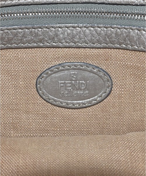 FENDI（フェンディ）ショルダーバッグ グレー サイズ:- レディース/2200685032794