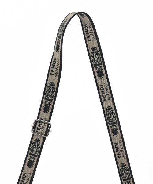 FENDI（フェンディ）ショルダーバッグ グレー サイズ:- レディース/2200685032794