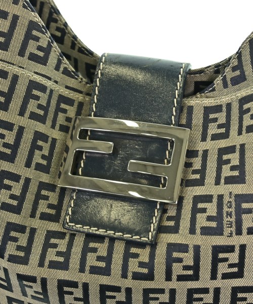 FENDI（フェンディ）ハンドバッグ ベージュ サイズ:- レディース/2200685033395