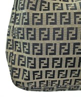 FENDI（フェンディ）ハンドバッグ ベージュ サイズ:- レディース/2200685033395