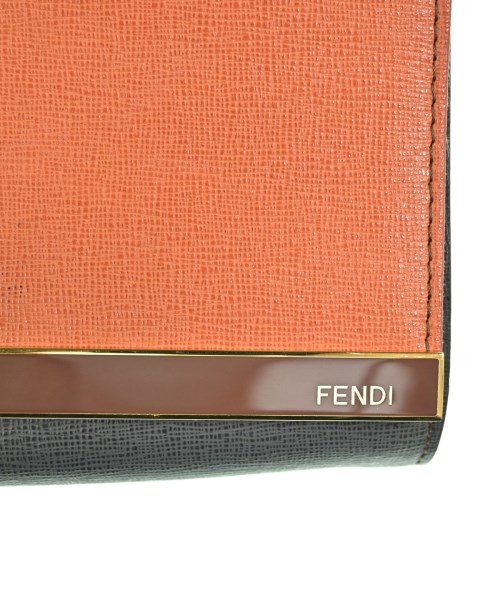 FENDI（フェンディ）クラッチバッグ オレンジ サイズ:- レディース/2200687091010