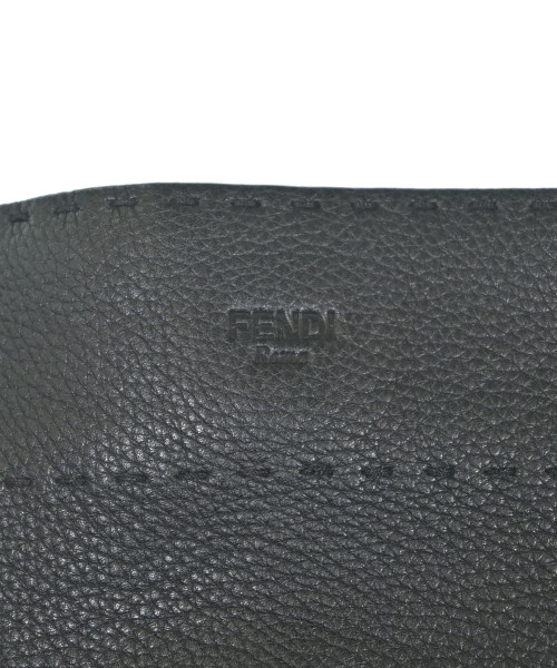 FENDI（フェンディ）ショルダーバッグ 黒 サイズ:- レディース/2200689630101