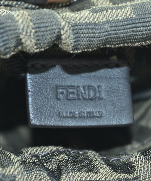 FENDI（フェンディ）ショルダーバッグ 茶 サイズ:- レディース/2200692971109