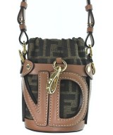 FENDI（フェンディ）ショルダーバッグ 茶 サイズ:- レディース/2200692971109