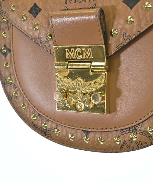 MCM（エムシーエム）ショルダーバッグ 茶 サイズ:- レディース/2200677457352