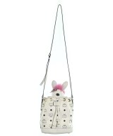 MCM（エムシーエム）ショルダーバッグ 白 サイズ:- レディース/2200700594221