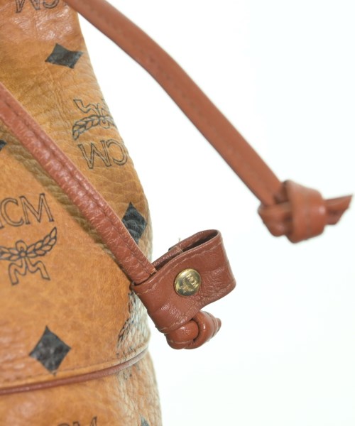 MCM（エムシーエム）ショルダーバッグ ベージュ サイズ:- レディース/2200649434039