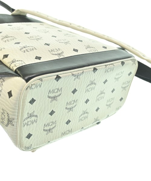 MCM（エムシーエム）バックパック・リュック 白 サイズ:- レディース/2200662468387