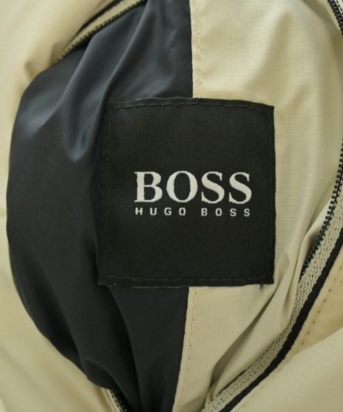HUGO BOSS（ヒューゴボス）ダウンジャケット/ダウンベスト 白 サイズ:S メンズ/2200674269019