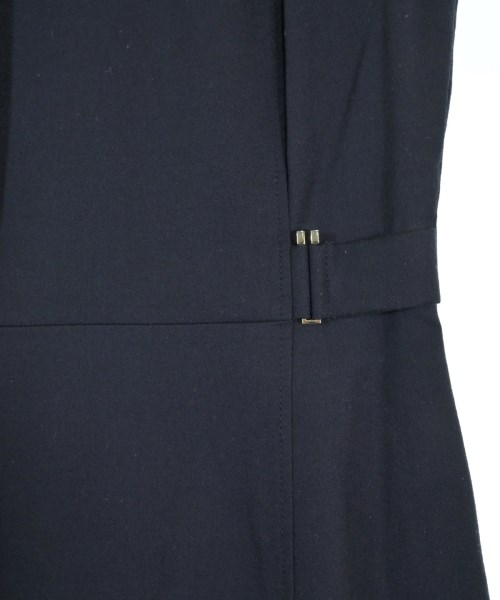 HUGO BOSS（ヒューゴボス）ワンピース 紺 サイズ:38(S位) レディース/2200647441046
