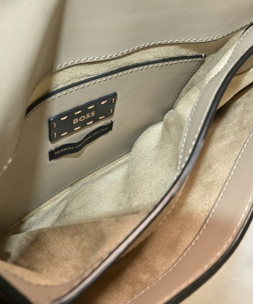 HUGO BOSS（ヒューゴボス）ショルダーバッグ ベージュ サイズ:- レディース/2200631807056