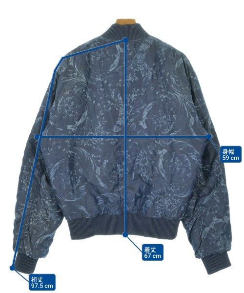 ★未使用品★VERSACE★Blue★ダウン★ VERSACE JEANS COUTURE（ヴェルサーチジーンズ）ダウンジャケット