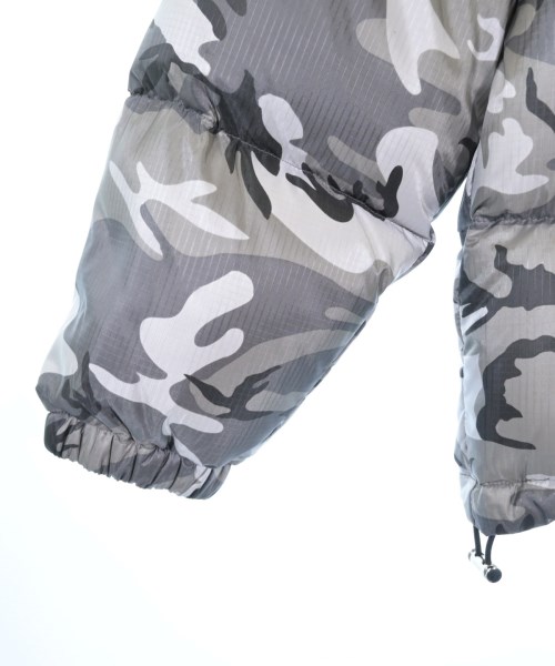 CELINE（セリーヌ）ダウンジャケット/ダウンベスト グレー サイズ:46(M位) メンズ/2200513120167