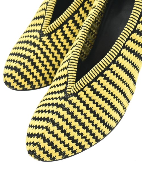 CELINE（セリーヌ）パンプス 黄 サイズ:EU35 1/2(22cm位) レディース/2200624042051