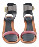 CELINE（セリーヌ）サンダル 茶 サイズ:EU34(20.5cm位) レディース/2200627912092