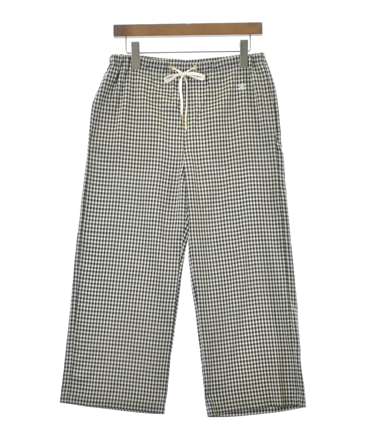 CELINE（セリーヌ）クロップドパンツ 黒 サイズ:34(XXS位) レディース