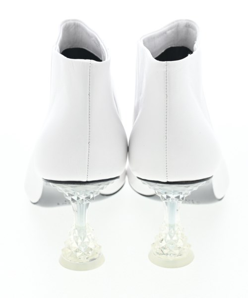 CELINE（セリーヌ）ブーティ 白 サイズ:EU39(25.5cm位) レディース/2200645297102