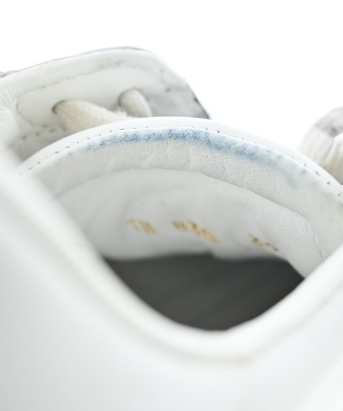 VALENTINO（ヴァレンティノ）スニーカー 白 サイズ:EU39(24cm位) メンズ/2200644674188