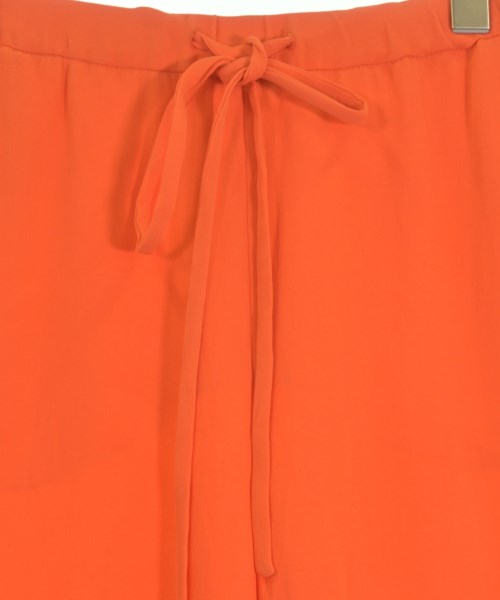 VALENTINO（ヴァレンティノ）クロップドパンツ オレンジ サイズ:36(S位) レディース/2200622648026