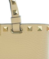 VALENTINO（ヴァレンティノ）ハンドバッグ ベージュ サイズ:- レディース/2200677080765