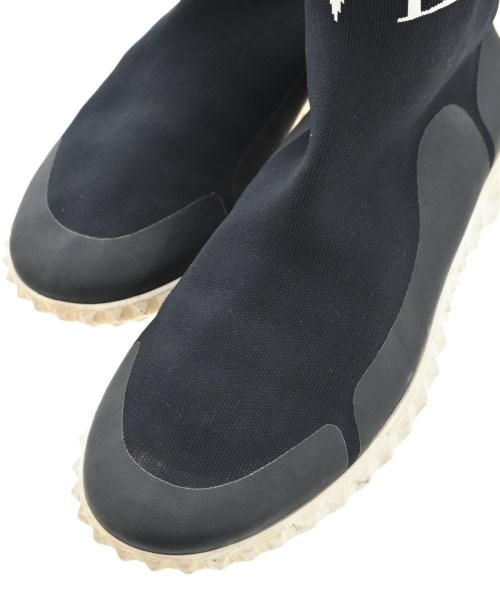 VALENTINO（ヴァレンティノ）スニーカー 黒 サイズ:EU37(23.5cm位) レディース/2200712209083